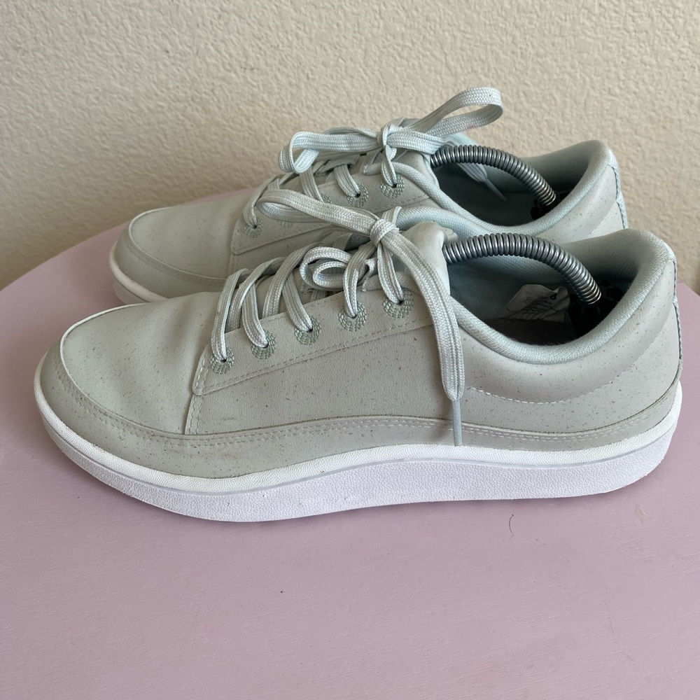 Allbirds Plant Paces Sneaker Dreamy Green/ Blizzard Womens size 8